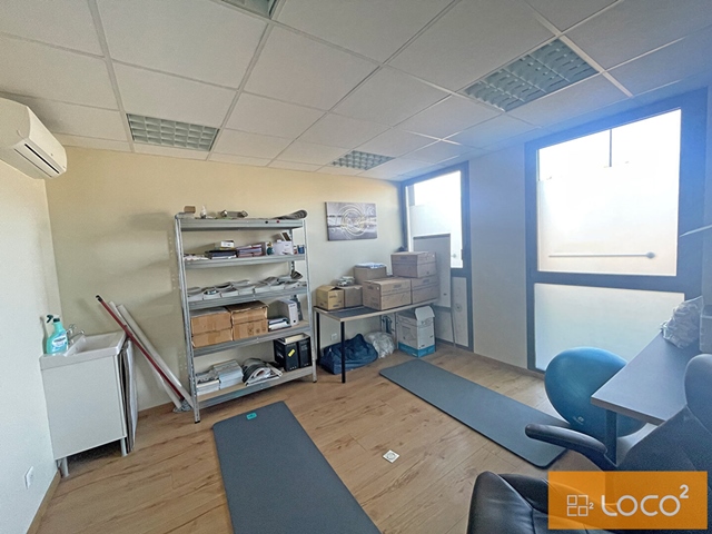 Bureaux de 126 m² - BORDEROUGE