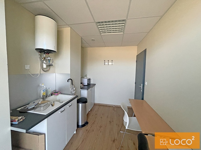 Bureaux de 126 m² - BORDEROUGE