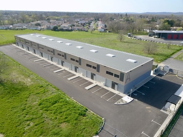 Local de 1749 m² - Zone Industrielle Nord de Montauban