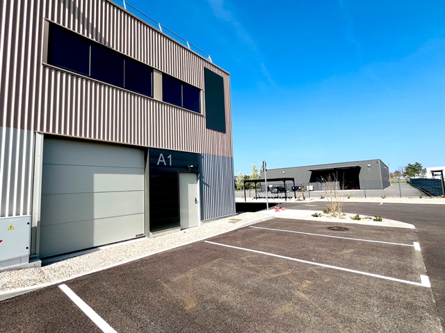 Local de 1749 m² - Zone Industrielle Nord de Montauban